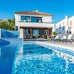 Luxury Morea