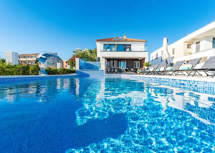 Luxury Morea Villa