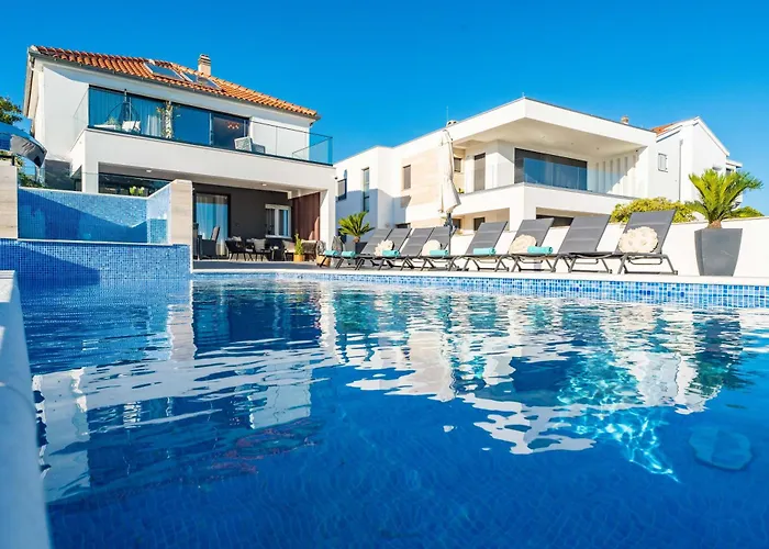 Luxury Morea *