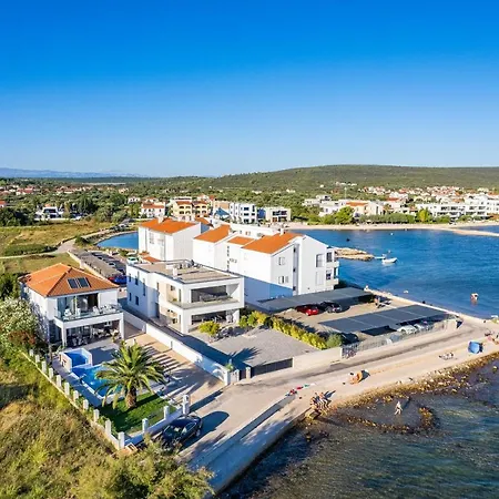 Luxury Morea *