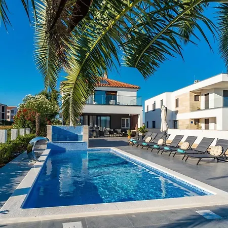 Villa Luxury Morea Sukosan